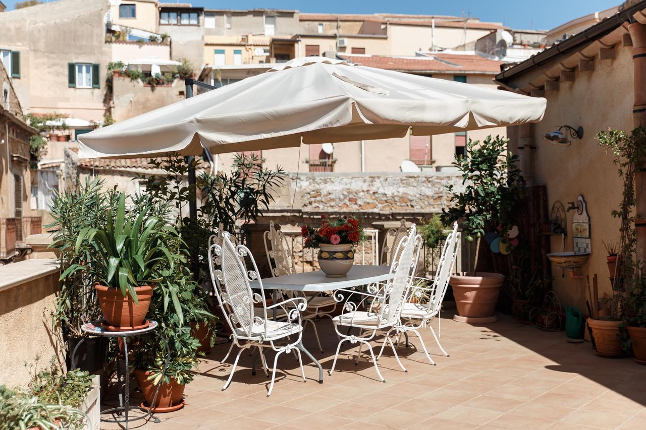 B&B Batara - "La Terrazza Del Centro" Agrigento Exterior photo